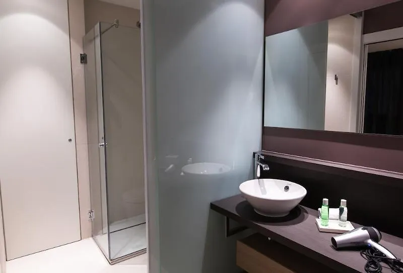 Cosmo Apartments Concell De Cent Barcellona 0*,  Spagna