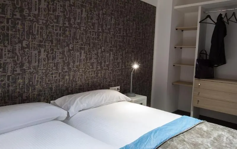 Cosmo Apartments Concell De Cent Barselona