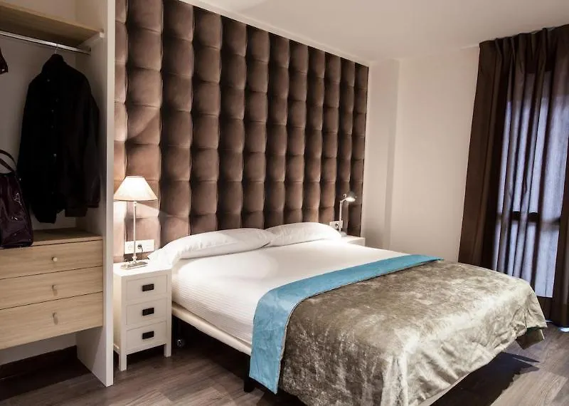 Cosmo Apartments Concell De Cent Barselona